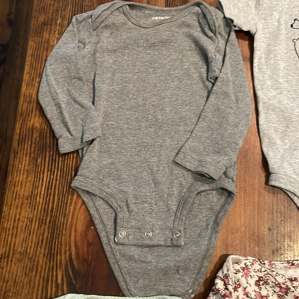 Assorted Onesies size: 12M - Picture 2 of 7